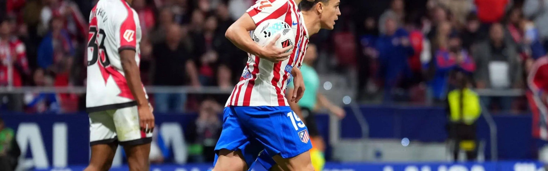 帽子戏法！阿尔瓦雷斯助马竞险胜，这场西甲对决成经典之战