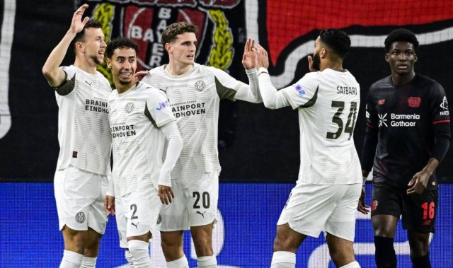 4场3平！，勒沃库森欧冠再平局，尤勒曼遭遇执教困境