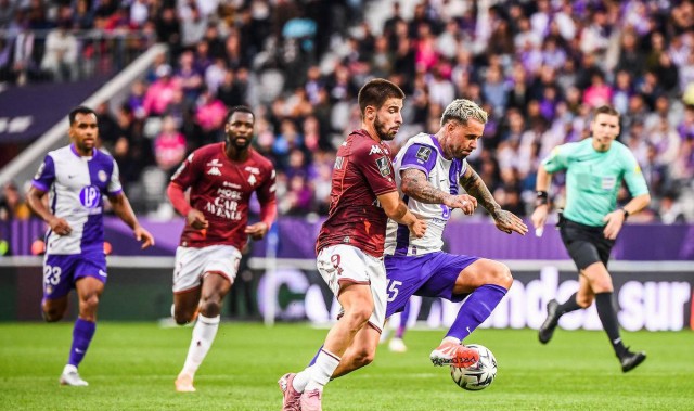 巴塞罗那能否在主场展现强势，阿拉维斯的战术太过被动？