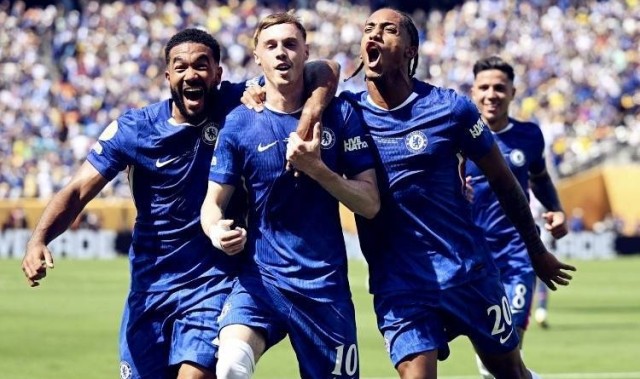 英超通关计划破产，巴黎这次遇到硬茬了