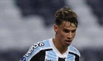 乌拉圭国脚中卫成鲁能冬窗新援黑马，曾效力意甲，未来以官宣为准