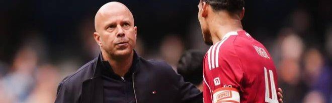 利物浦有救了！0-4 惨败后传猛料，传奇或回安菲尔德救主