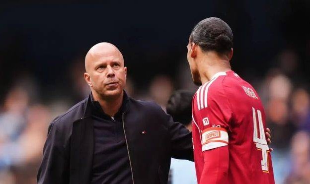 利物浦有救了！0-4 惨败后传猛料，传奇或回安菲尔德救主