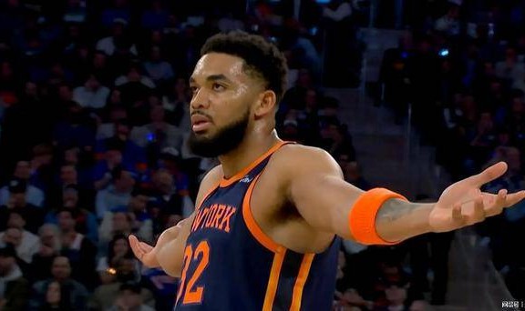 一场2-2！让意甲争冠生变：那不勒斯爆冷+领先1分，国米重燃希望