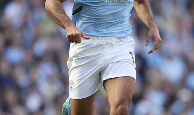 罗德里成皇马首选引两豪门博弈，曼城1亿要价难阻2027免签计划