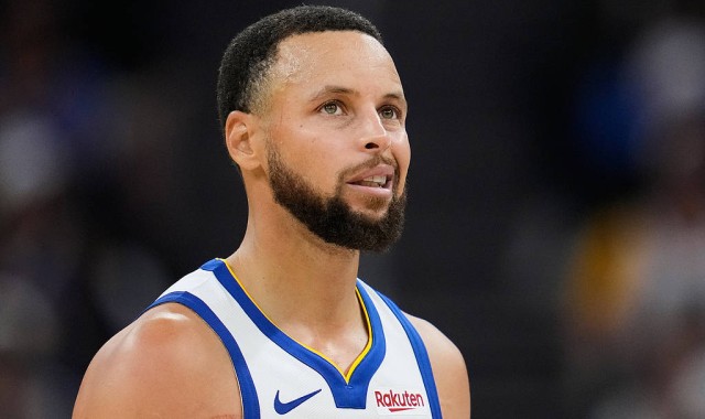 库里42+6+7戈登空砍50分 勇士加时擒掘金两连胜