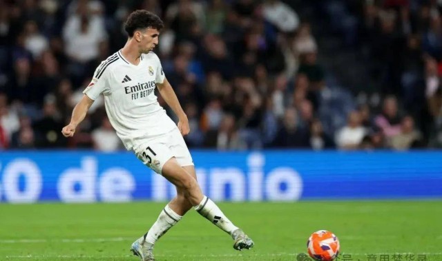 意甲疯狂赚取一亿！恩多耶转会英超，奥斯梅恩7500万转投土超豪门