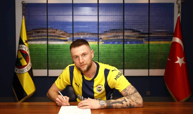 土媒：费内巴切希望买断什克，欧冠决赛时已和大巴黎主席面谈