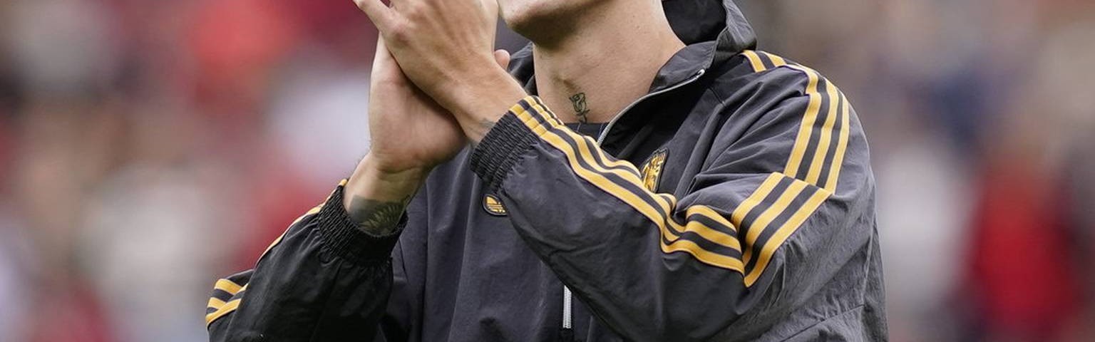 不适应？阿莫林：英超节奏比德甲快 舍什科需要时间调整