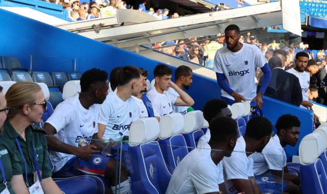 达斯坦·萨特帕耶夫：切尔西新星在欧冠舞台上的闪耀表现