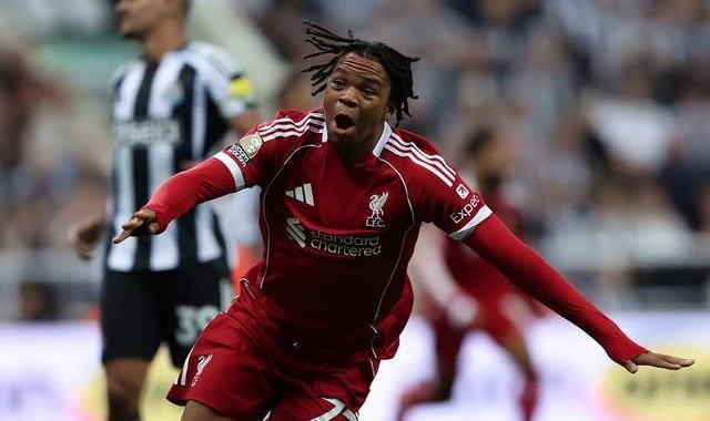 凌晨4点利物浦出战：赢球=第12次双杀 萨拉赫冲击英超纪录