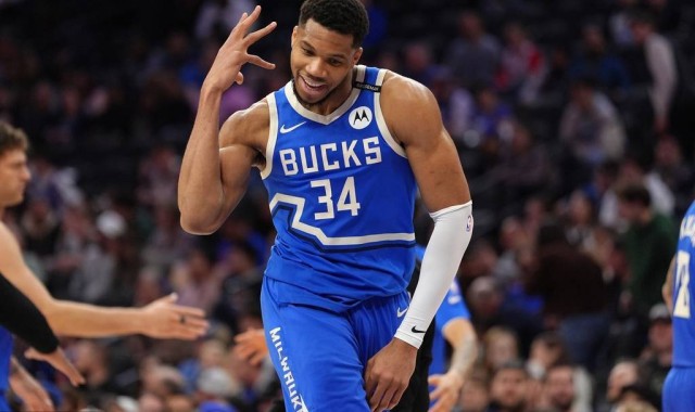 雄鹿送走利拉德引进特纳 都未事先通知字母哥