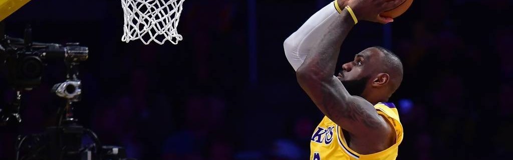 NBA高管：湖人未官宣詹姆斯执行球员选项 很奇怪