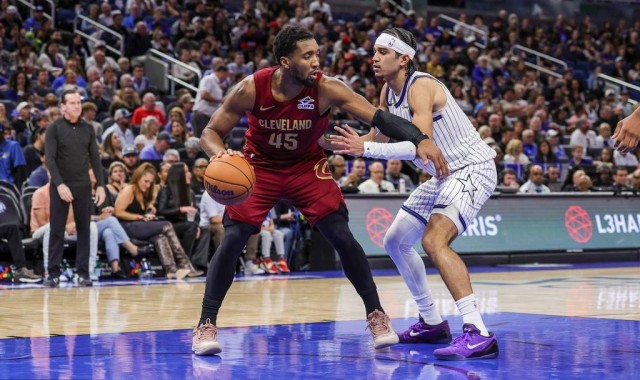 米切尔36+5+9班凯罗27+5 骑士轻取魔术迎三连胜