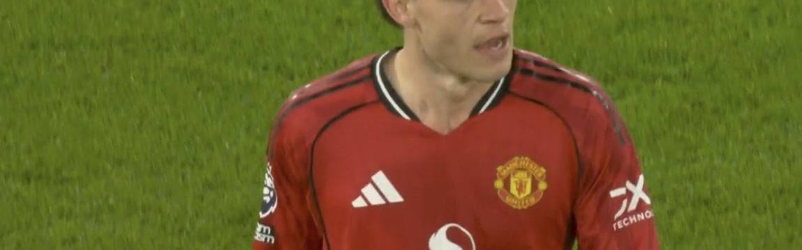 曼联隐形后腰遭基恩怒骂！曝拉爵愿亏1500万清洗，转会谈判已开启