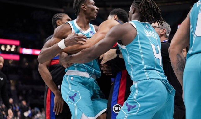 黄蜂活塞斗殴禁赛处罚出炉：斯图尔特7场 杜伦2场