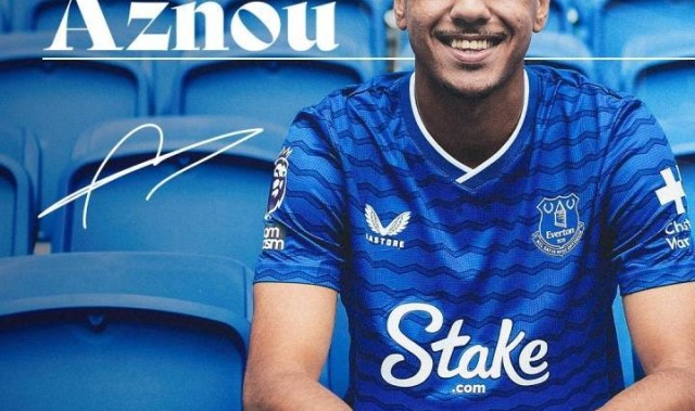 总价1200万！官方：19岁拜仁后卫阿兹努加盟埃弗顿，签约4年