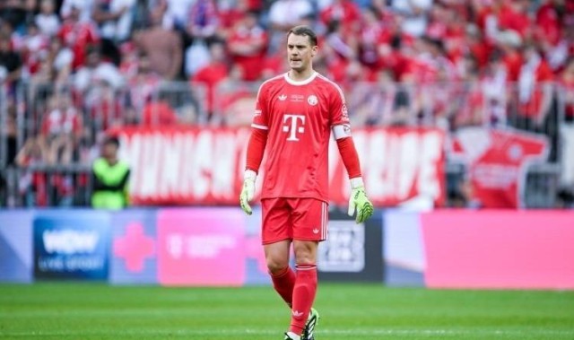 足坛奇景？拜仁门将主力替补三人全倒，欧冠16岁少年上先发