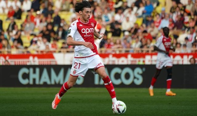 法甲中游对决：欧塞尔主场迎战摩纳哥，保级区边缘队能否阻击上游劲旅？