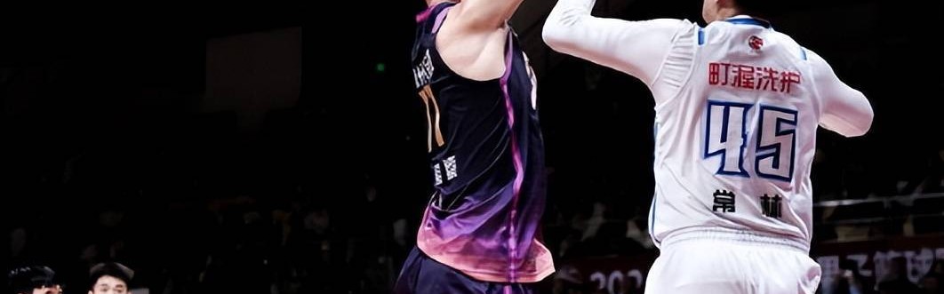 女版李月汝！余嘉豪弃CBA高薪投奔西甲 韩旭李梦真该学学他们