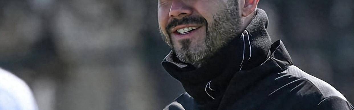 英超西甲一夜变天！热刺5年长约锁死名帅，B席离队引爆3大悬念