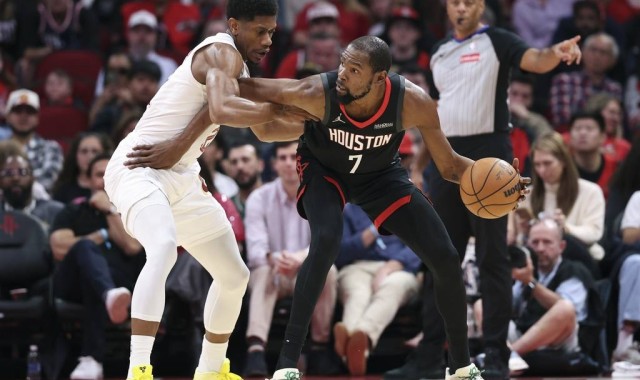 杜兰特30+7谢泼德18分米切尔16+6 火箭轻取骑士