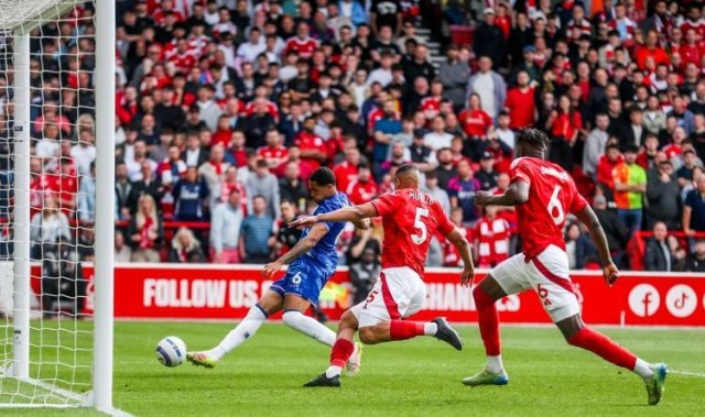 “正蓝旗”！自家青训出品的科尔维尔打进关键球&amp;8岁就加入切尔西